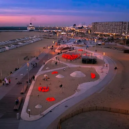 Appartement Bord De Plage.magnifique Face Mer. *