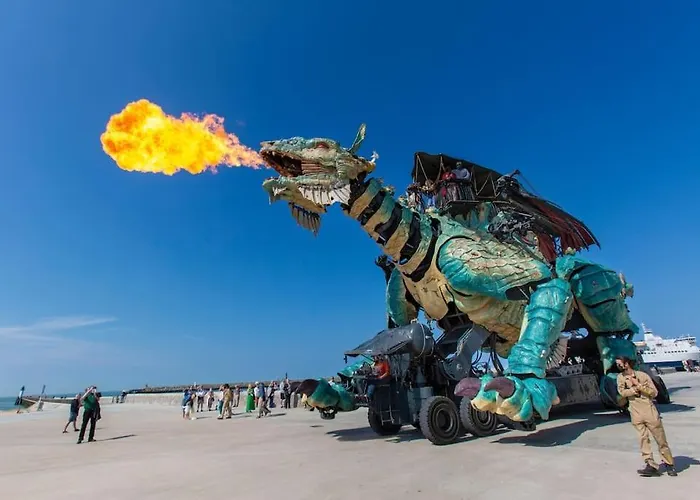 Appartement Bord De Plage.magnifique Face Mer. *