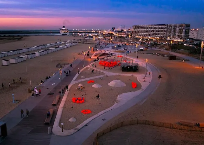 Appartement Bord De Plage.magnifique Face Mer. *